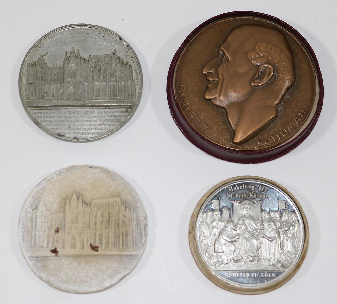 Drei Medaillen Köln. | Bild Nr.1