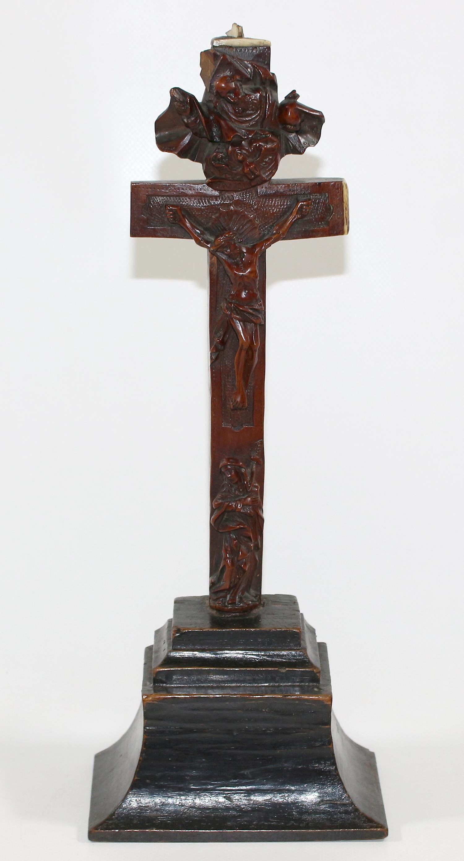 Reliquienkreuz, Kruzifix. | Bild Nr.1