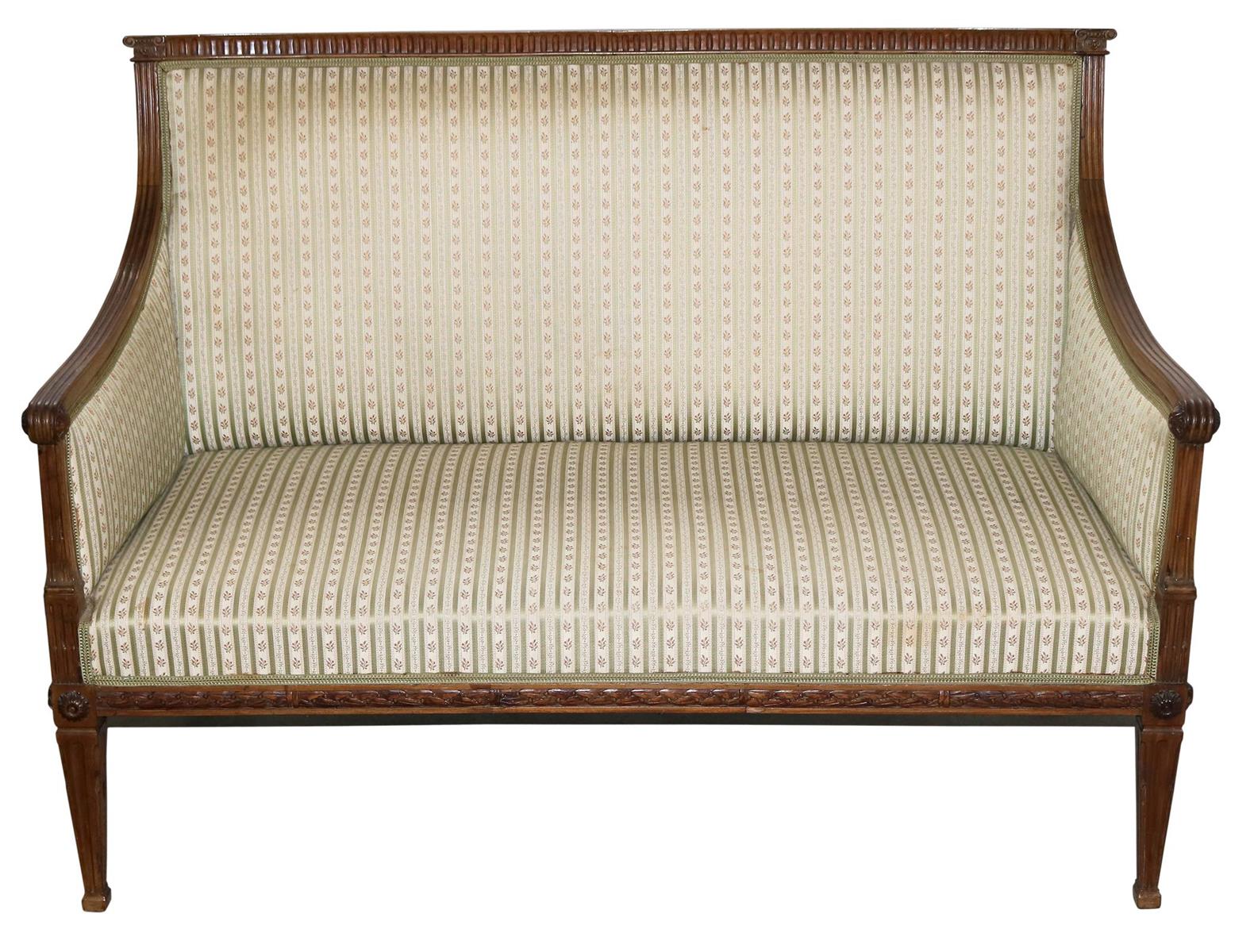 Sofa im Louis Seize. | Bild Nr.1