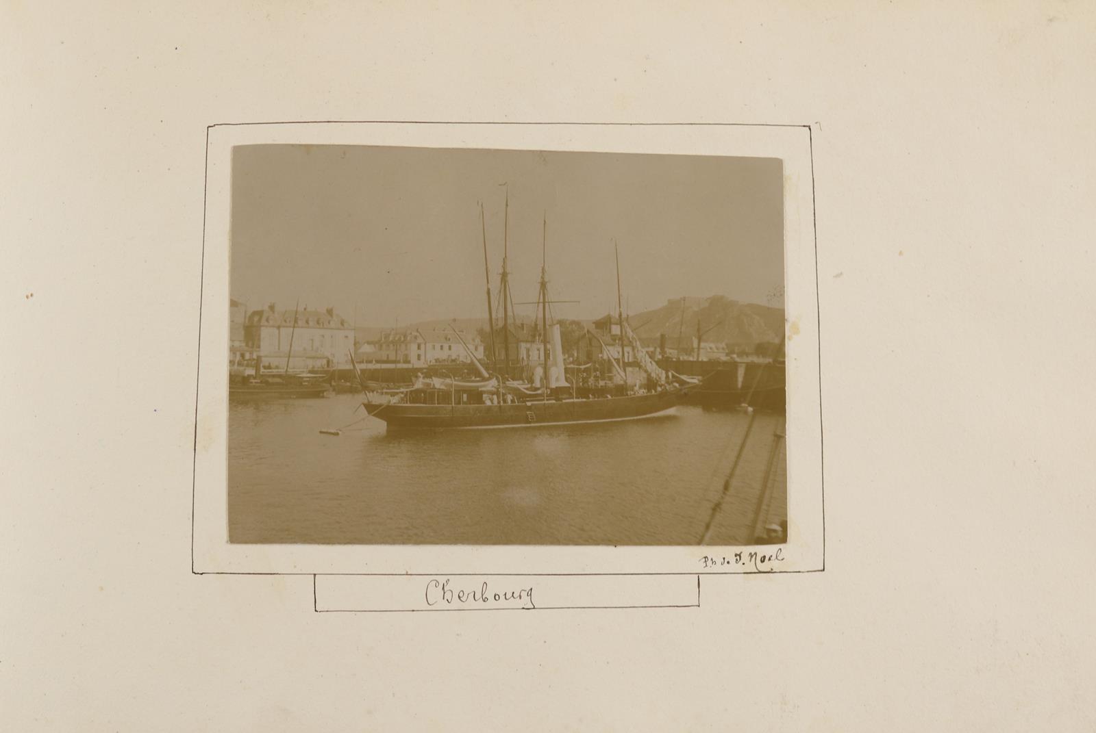 Rotbraunes Leder-Album | Bild Nr.9