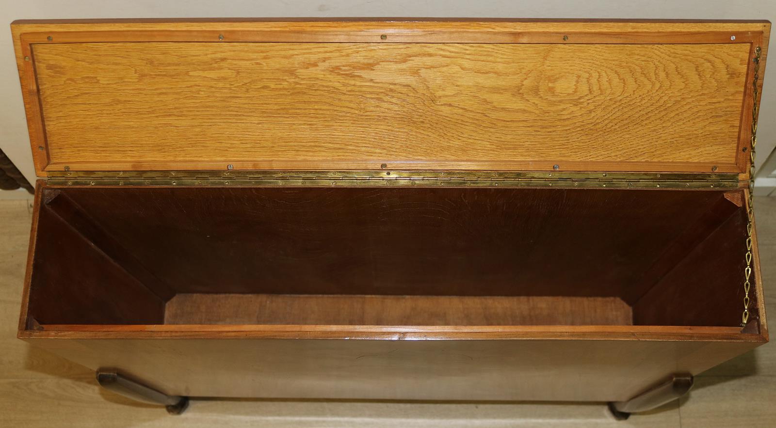 Graphikständer. | Bild Nr.2