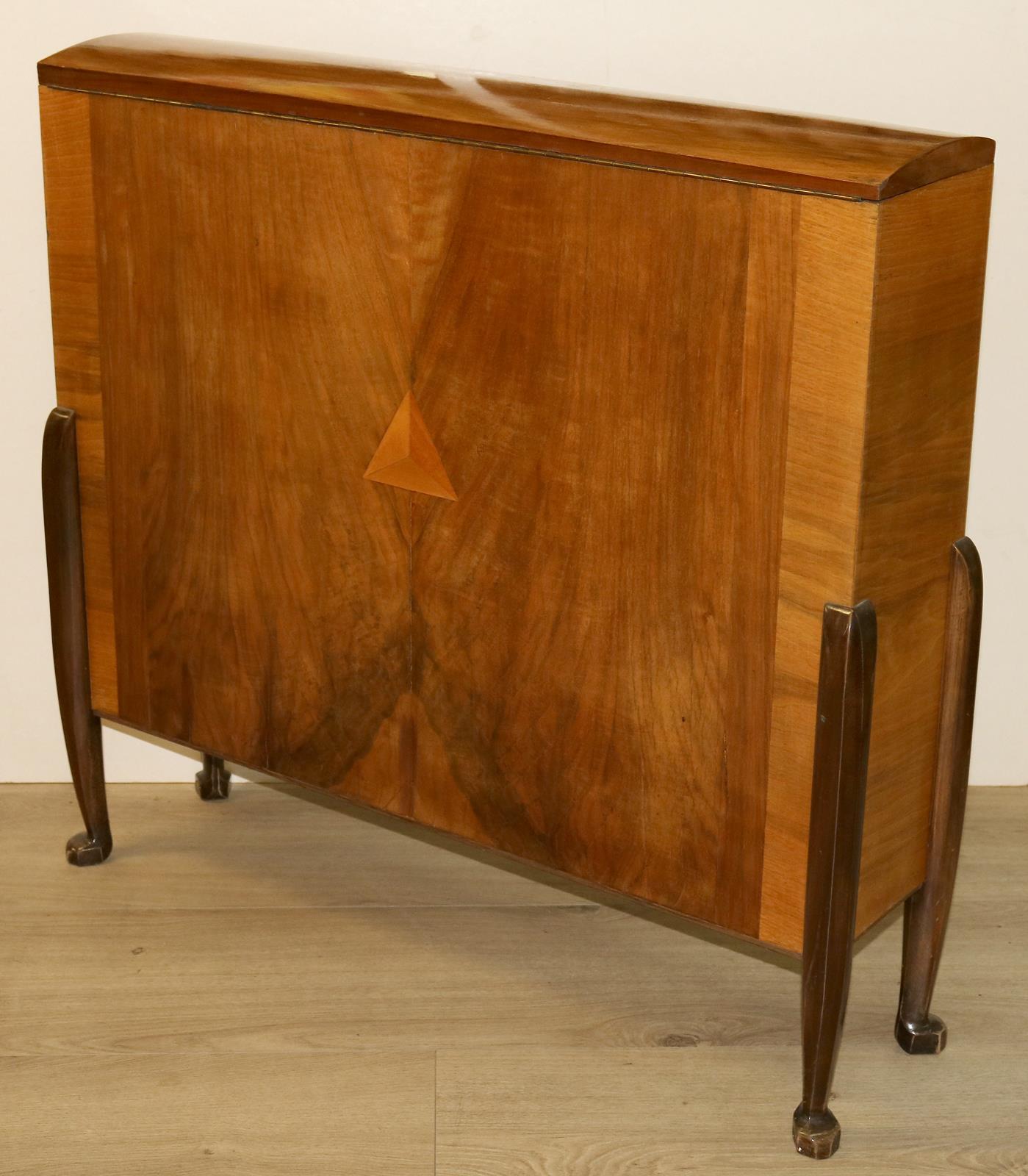 Graphikständer. | Bild Nr.3