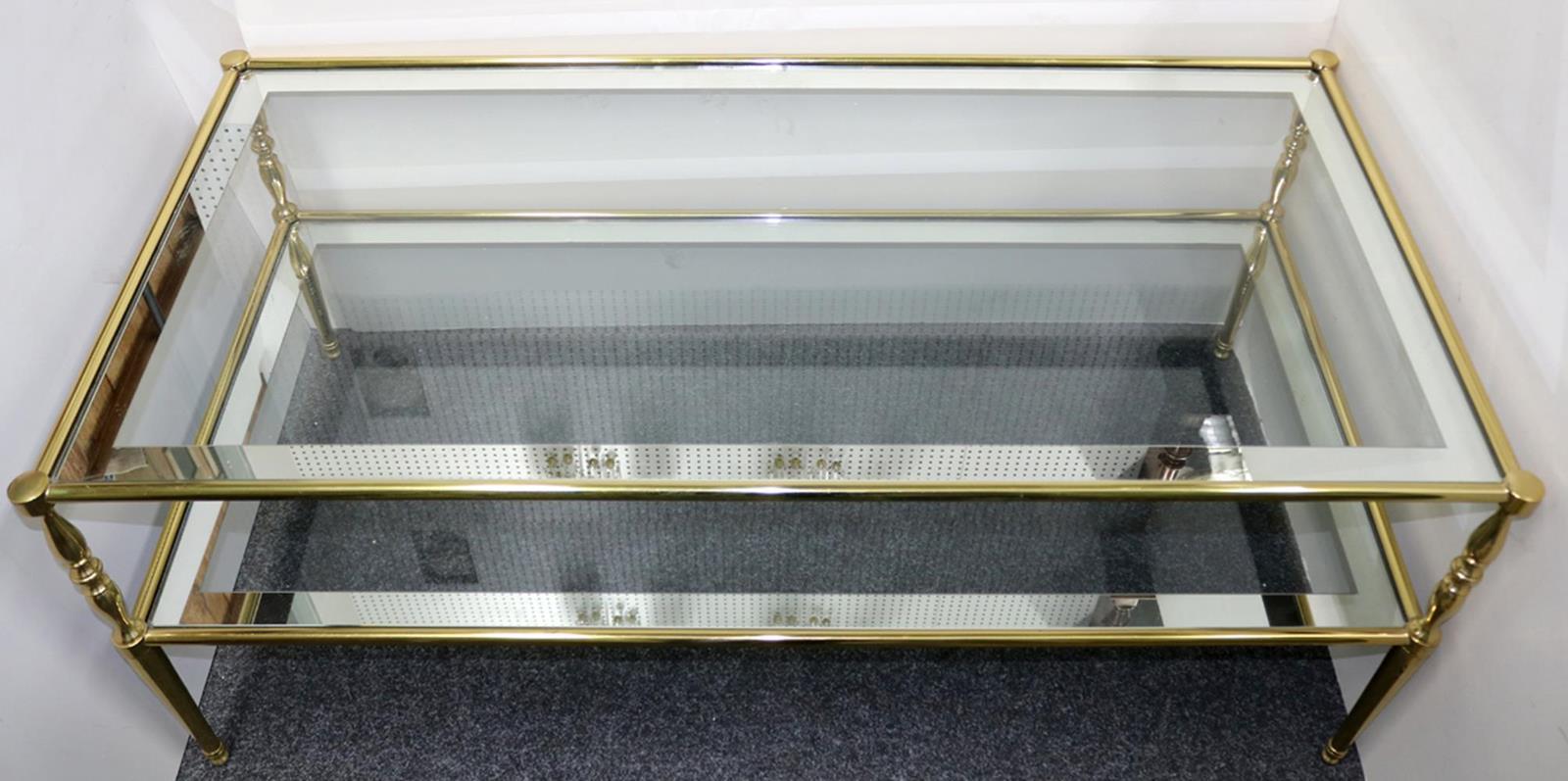 Design-Couchtisch. | Bild Nr.2