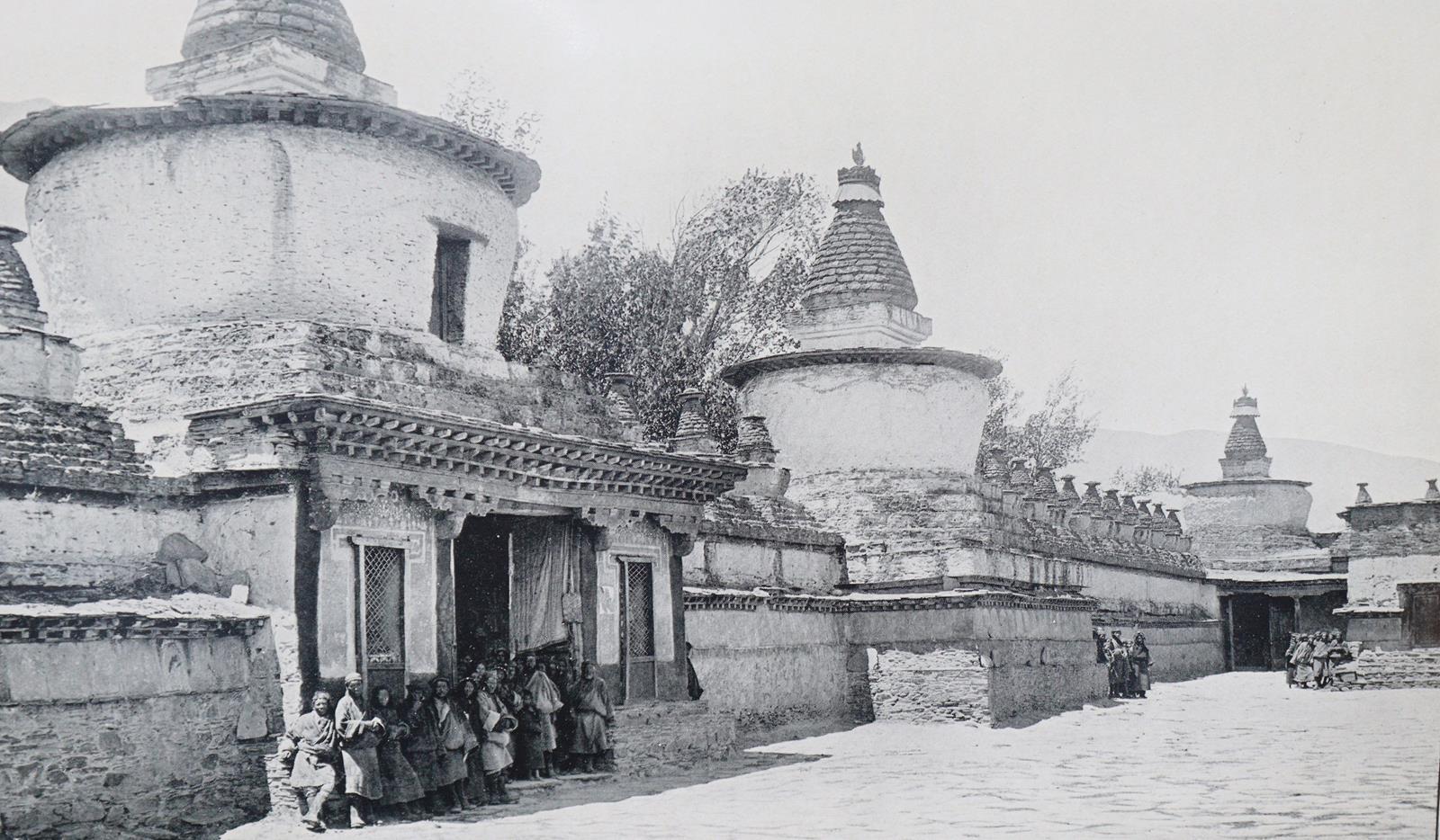 White,J.C. | Bild Nr.1