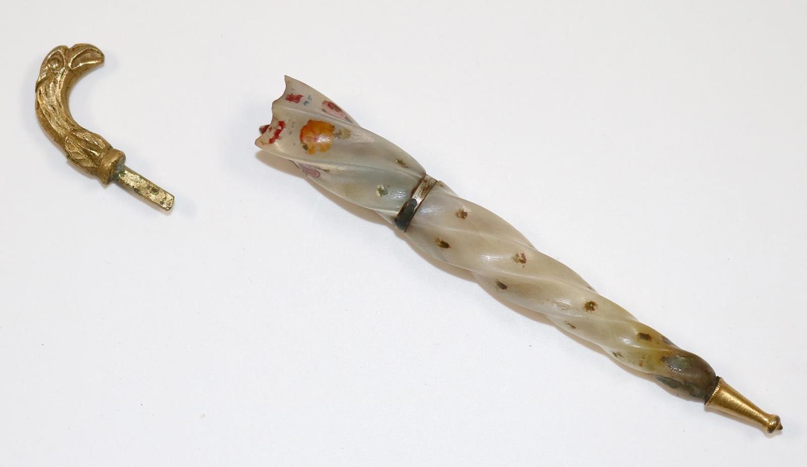 Nadeletui in Regeschnirmform. | Bild Nr.2