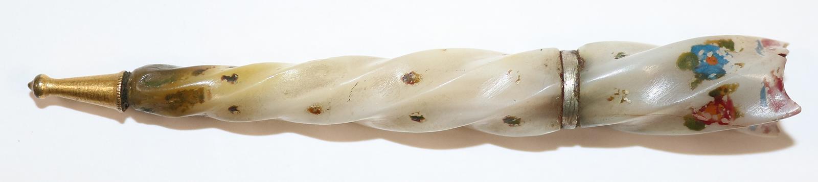 Nadeletui in Regeschnirmform. | Bild Nr.5