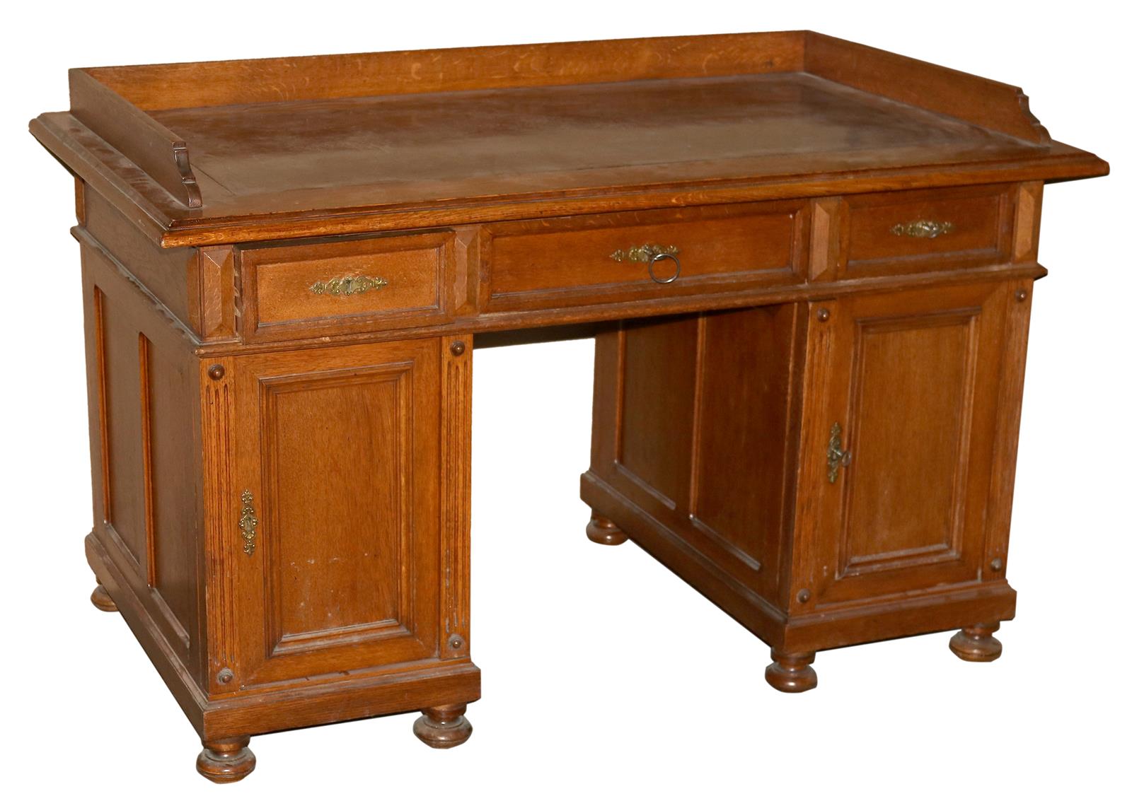 Schreibtisch um 1900. | Bild Nr.1