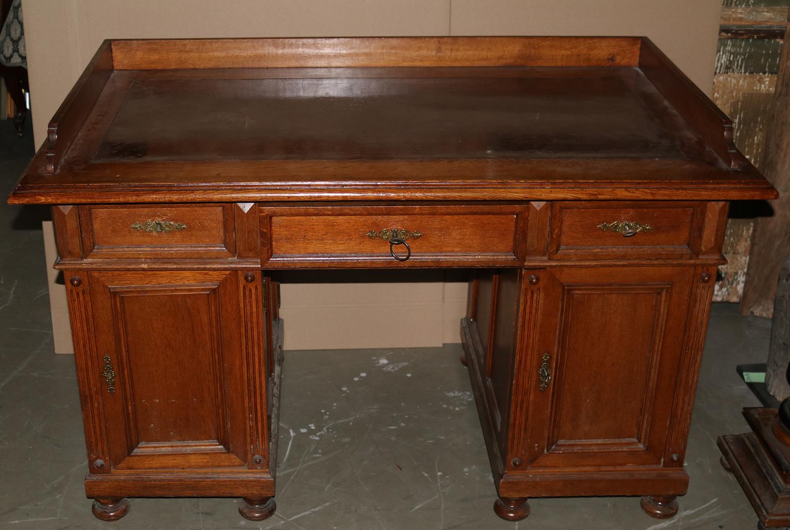 Schreibtisch um 1900. | Bild Nr.3