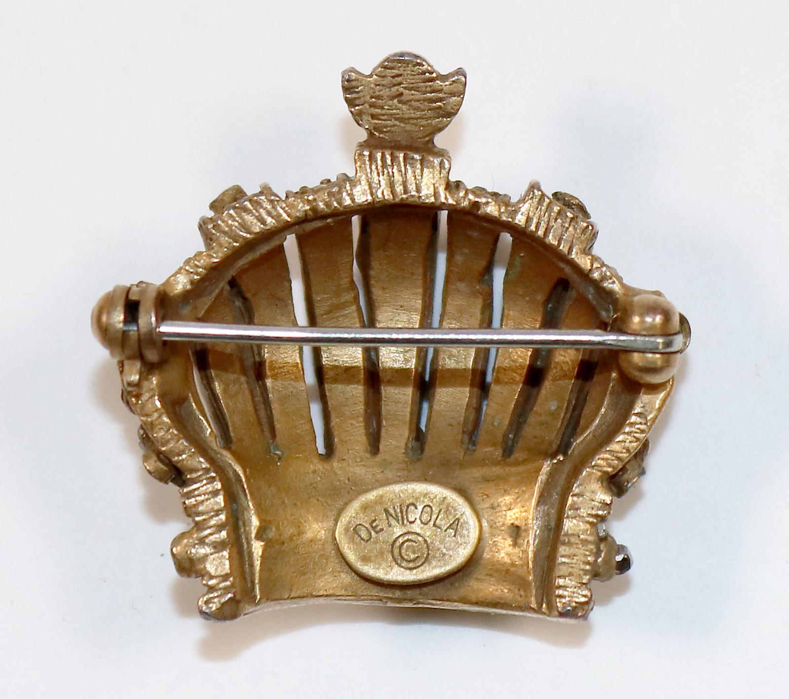 DeNicola Kronenbrosche. | Bild Nr.2