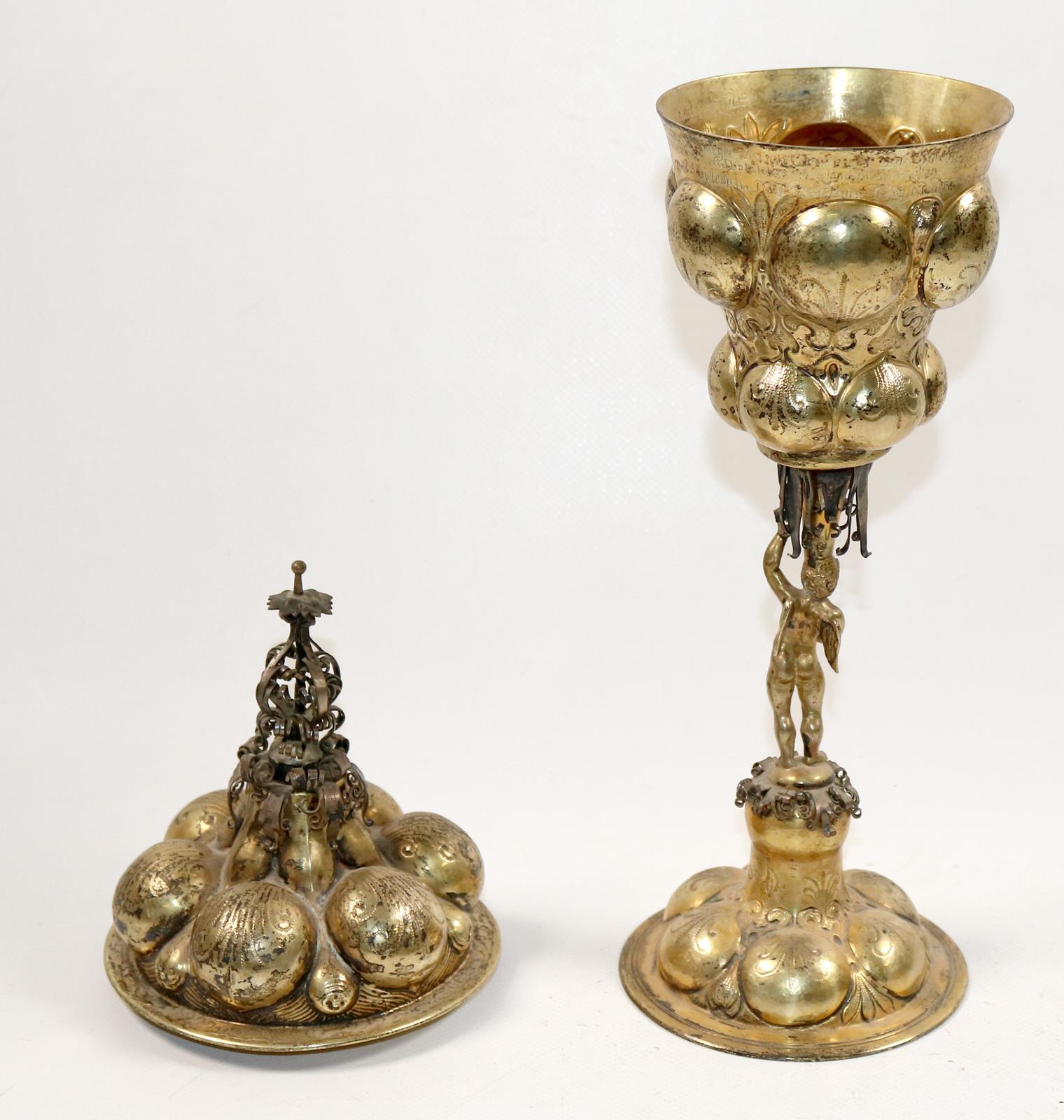 Bedeutender Ananaspokal. | Bild Nr.11