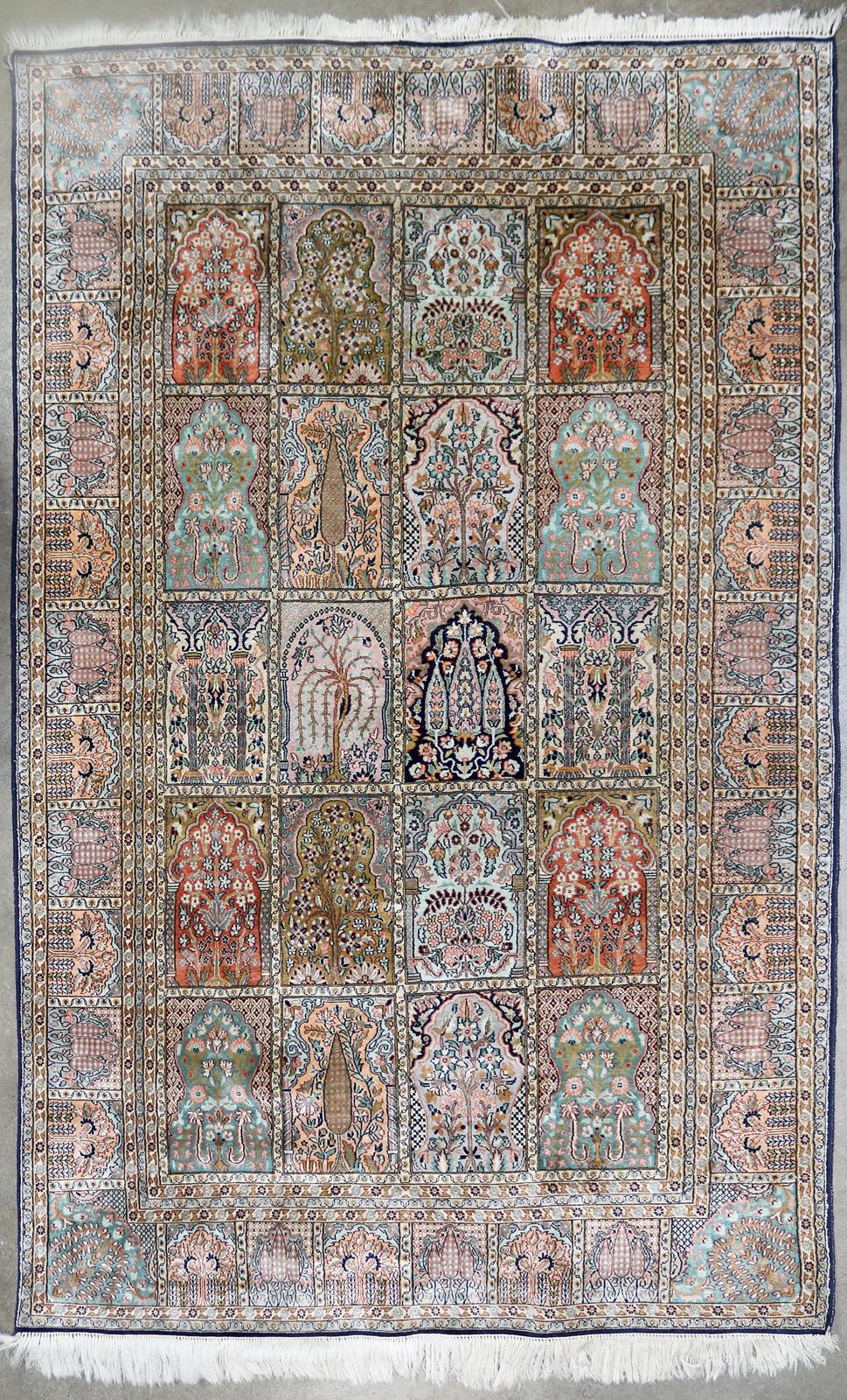 Lebensbaum Seidenteppich. | Bild Nr.1