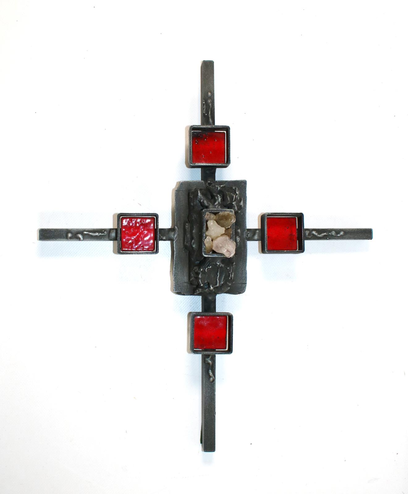 Kruzifix Brutalismus | Bild Nr.1