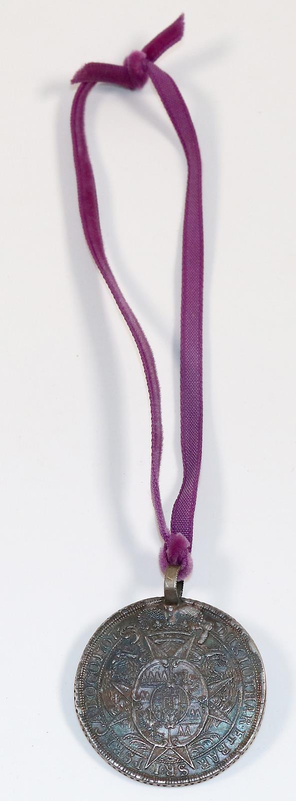 Charles III | Bild Nr.2