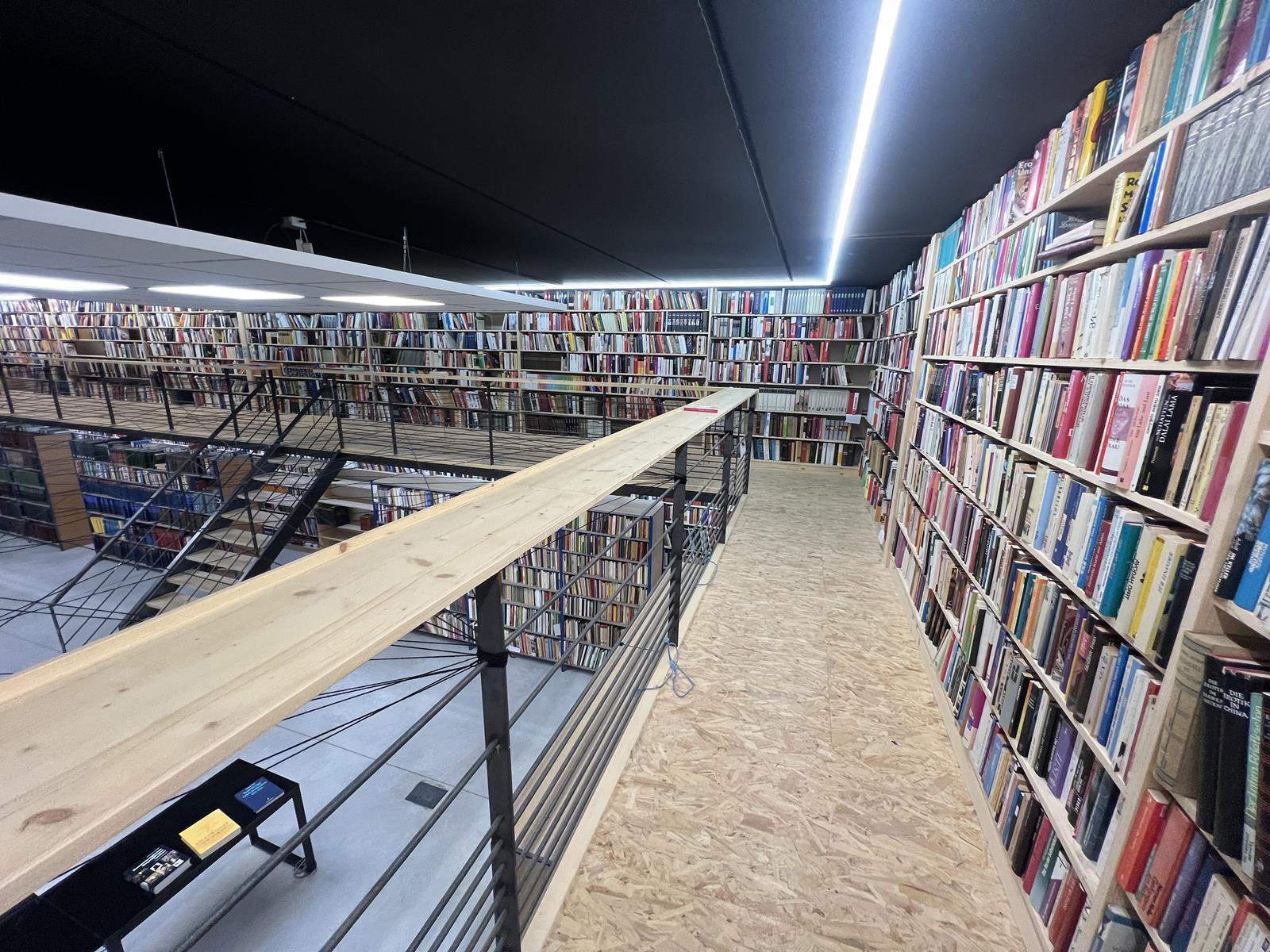 Bibliothek | Bild Nr.25