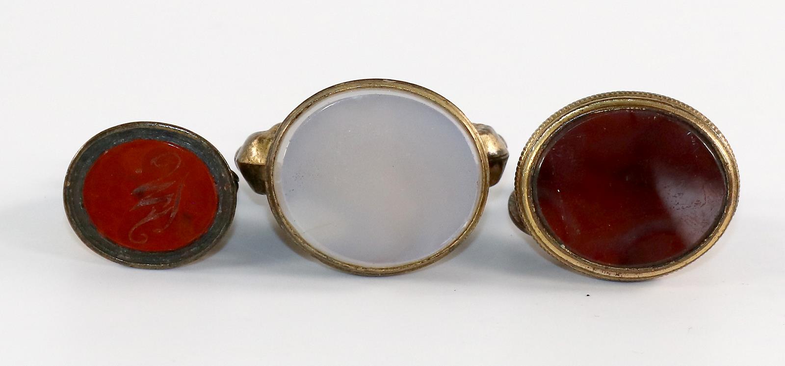 Drei Petschaften. | Bild Nr.2