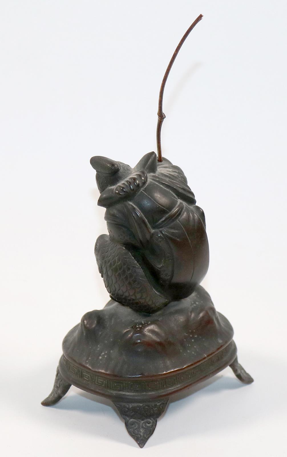 Fischer mit Karpfen. | Bild Nr.2