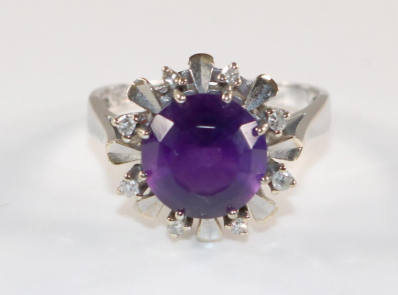 Brillant- Amethystring 585 WG. | Bild Nr.1