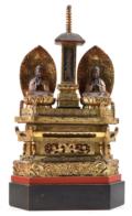 Altar mit zwei Buddhas.