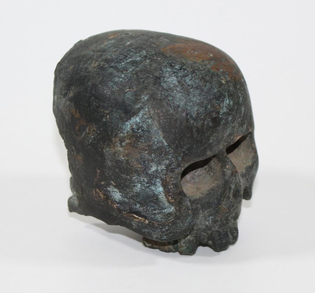 Große Abbildung Nr.2: 120-1489 Memento Mori Totenschädel: (Varia)