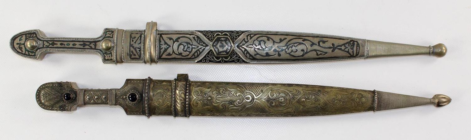 Große Abbildung Nr.1: 120-1490 Dolche/Kurzschwerter: (Varia, Militaria)