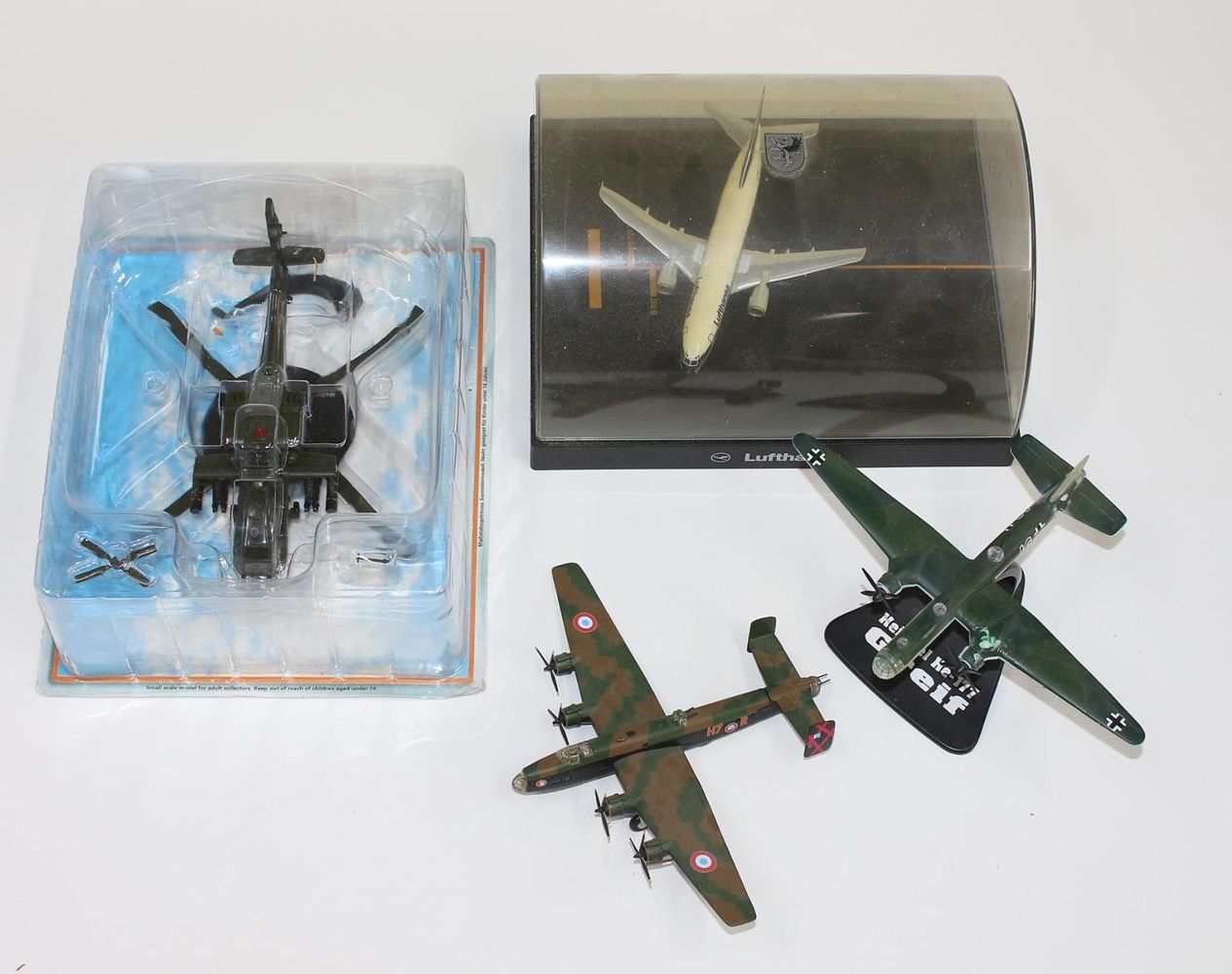 Große Abbildung Nr.4: 120-1510 Flugzeugmodelle.: (Varia, Spielzeug)