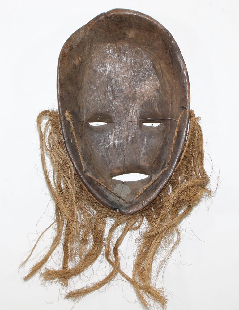 Große Abbildung Nr.2: 120-1536 Maske Lega D.R.Kongo.: (Afrika)