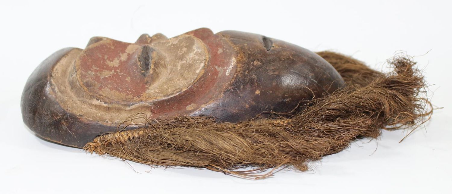 Große Abbildung Nr.2: 120-1537 Maske Lega D.R.Kongo.: (Afrika)
