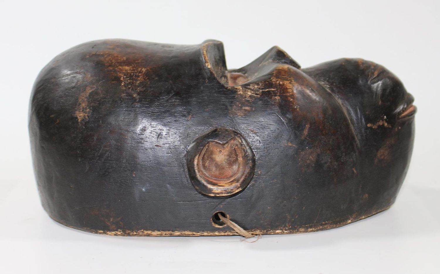 Große Abbildung Nr.2: 120-1542 Affenmaske Kamerun: (Afrika, Sammlung Wolfgang Nerlich)