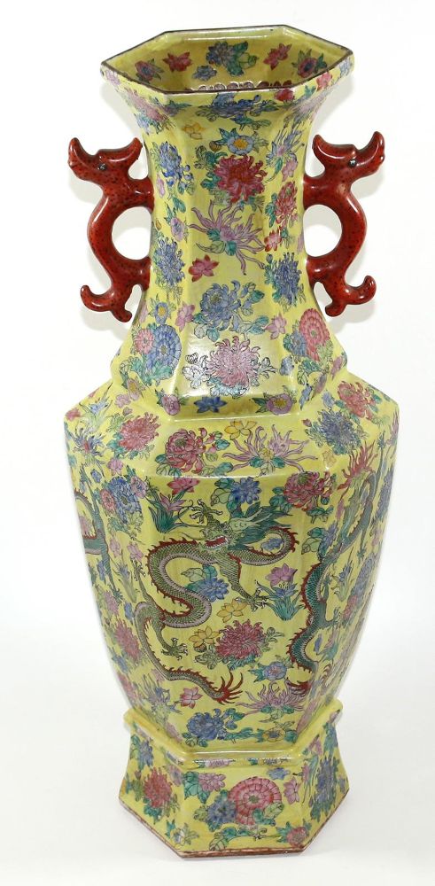 Große Abbildung Nr.3: 120-1588 China Vase mit Mingdrachen.: (Asiatika)