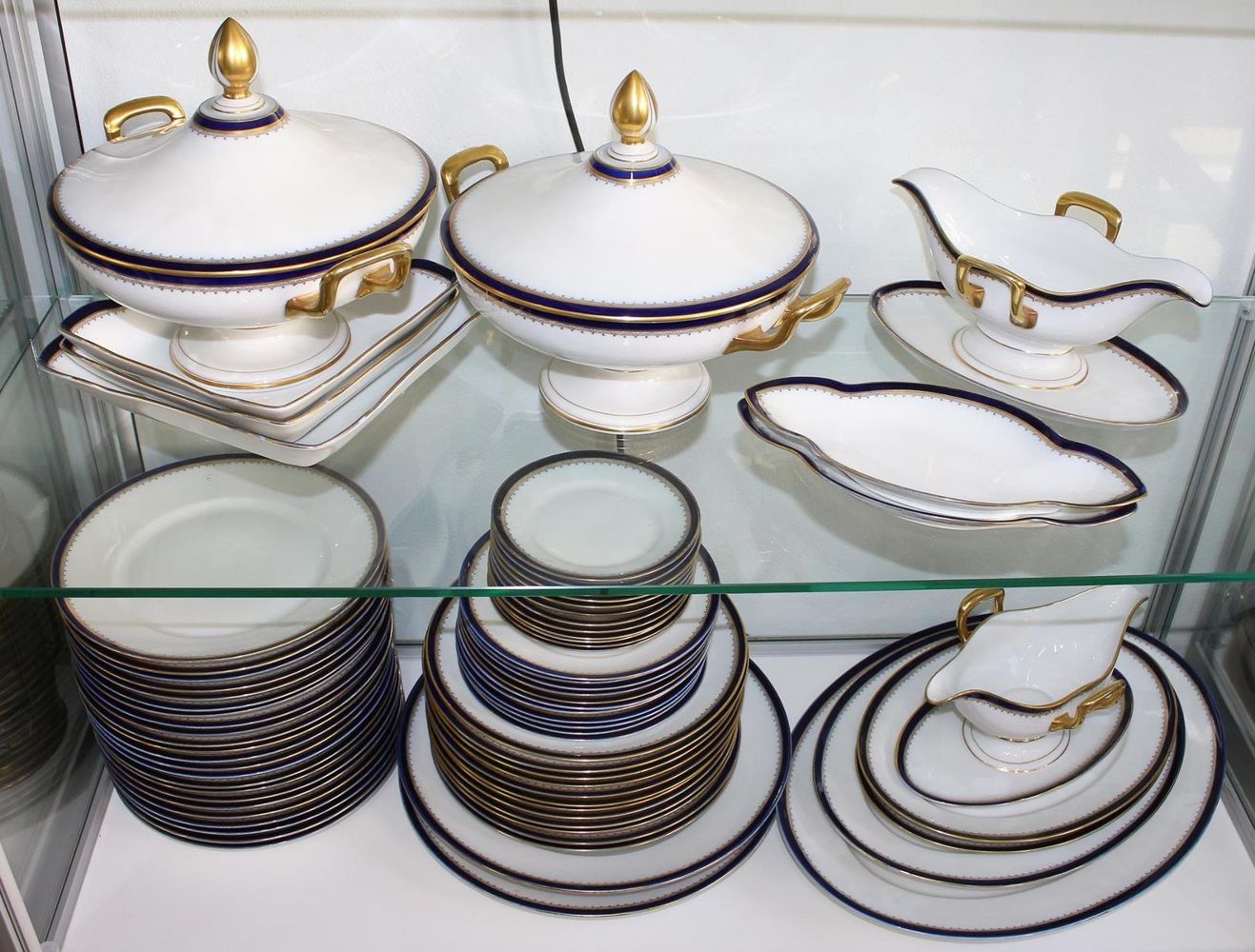 Große Abbildung Nr.3: 120-1717 Rosenthal Empire Speiseservice: (Porzellan u. Keramik)