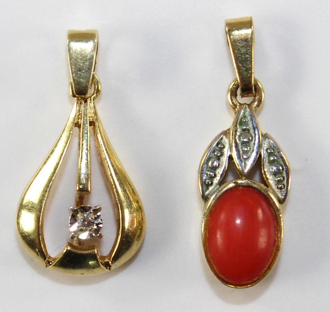 Große Abbildung Nr.2: 120-1726 Korallenanhänger u.: (Schmuck, Anhänger)