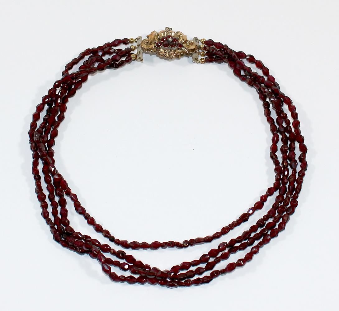 Große Abbildung Nr.11: 120-1742 Granatcollier Kropfband: (Schmuck, Colliers)
