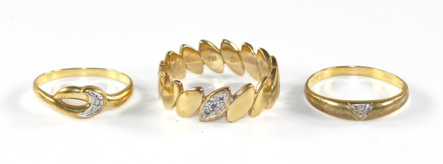 Große Abbildung Nr.1: 120-1776 3 Damenringe: (Schmuck, Ringe)