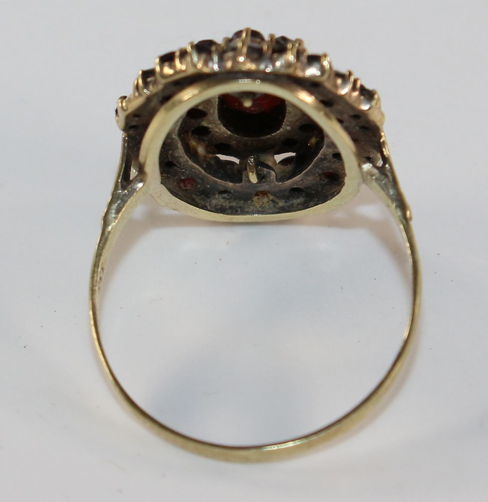 Große Abbildung Nr.2: 120-1781 Granatring 8k Gelbgold: (Schmuck, Ringe)