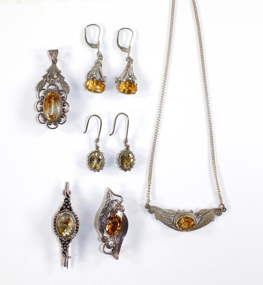 Große Abbildung Nr.1: 120-1789 Konvolut Silberschmuck: (Schmuck, Sammlungen)