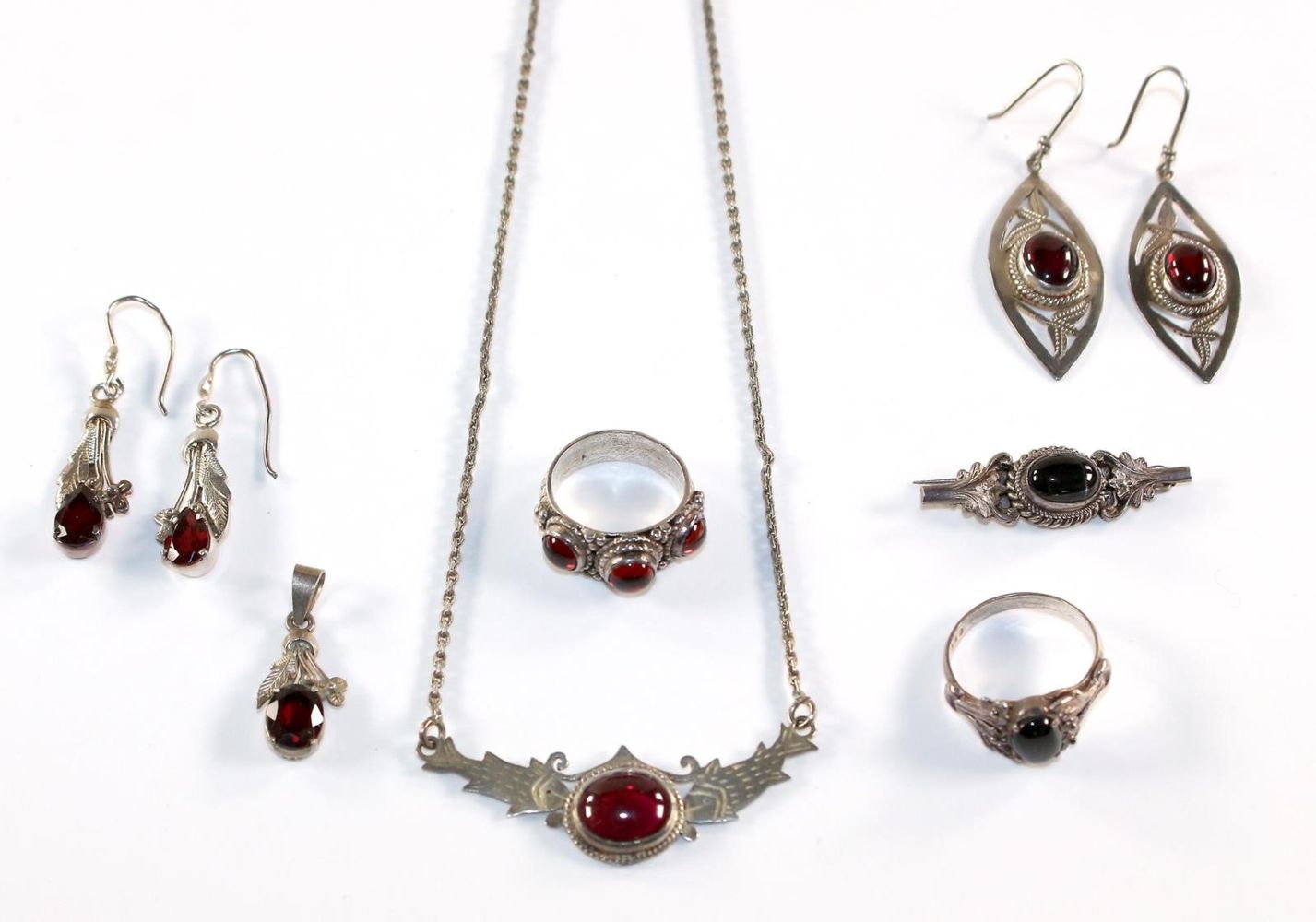 Große Abbildung Nr.1: 120-1791 Konvolut Silberschmuck: (Schmuck, Sammlungen)