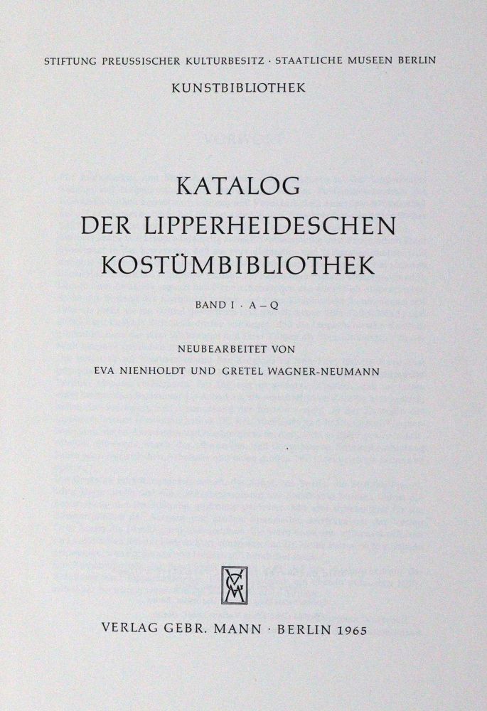 Große Abbildung Nr.1: 120-577 Lipperheide.: (Mode und Trachten)