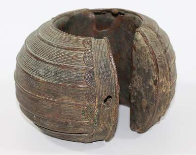 Bild Nr.2: 120-1527 Großer Fußreif: (Afrika)
