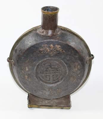 Bild Nr.2: 120-1608 Mondflasche wohl tibetisch: (Asiatika)