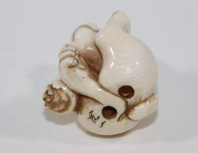 Bild Nr.2: 120-1613 Kleines Hündchen.: (Asiatika, Netsuke)