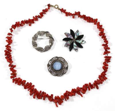 Bild Nr.1: 120-1787 Konvolut Antik- u. Modeschmuck.: (Schmuck, Sammlungen)