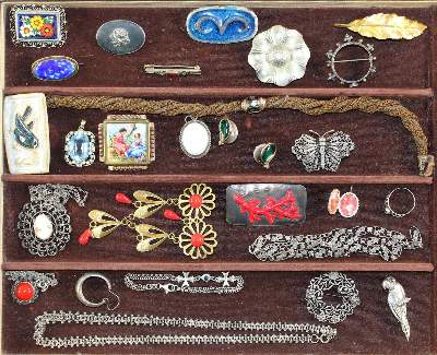 Bild Nr.2: 120-1794 Silber- u. Modeschmuck: (Schmuck, Sammlungen)