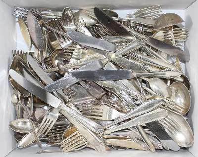 Bild Nr.2: 120-1806 Großes Restebeck: (Silber, Versilbertes)