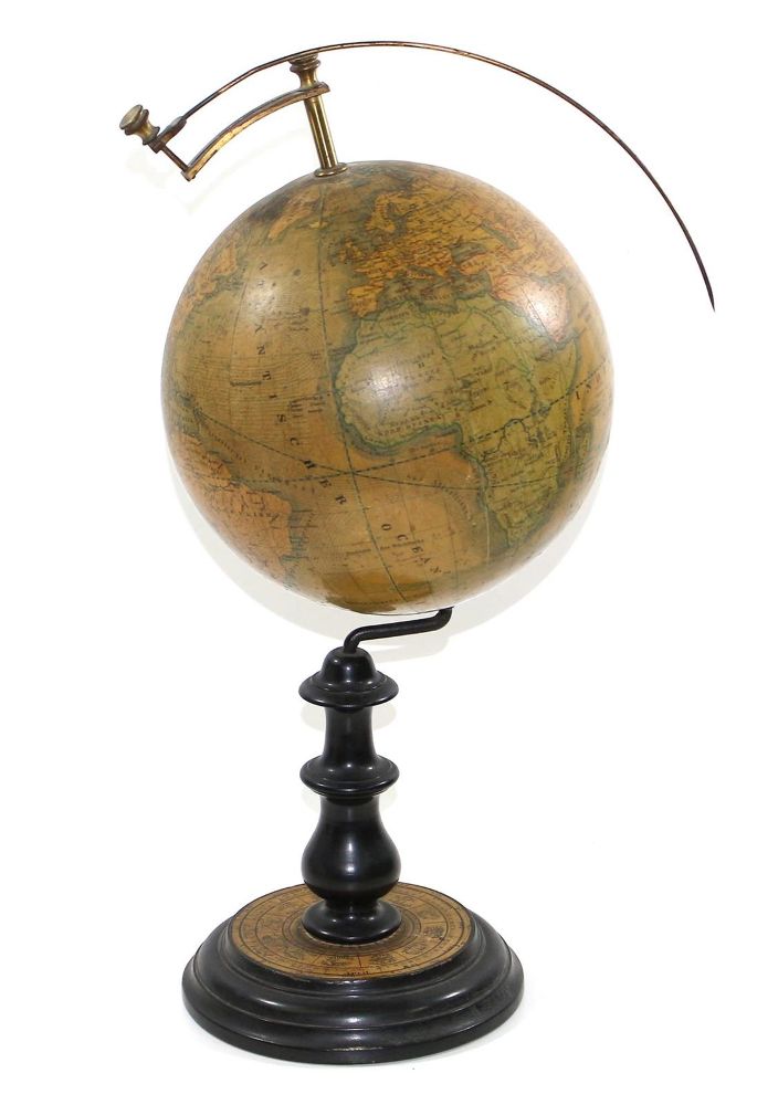Große Abbildung Nr.1: 121-1307 Globus mit Sternzeichen: (Verschiedene Länder - Geschichte, Atlanten, Globen)