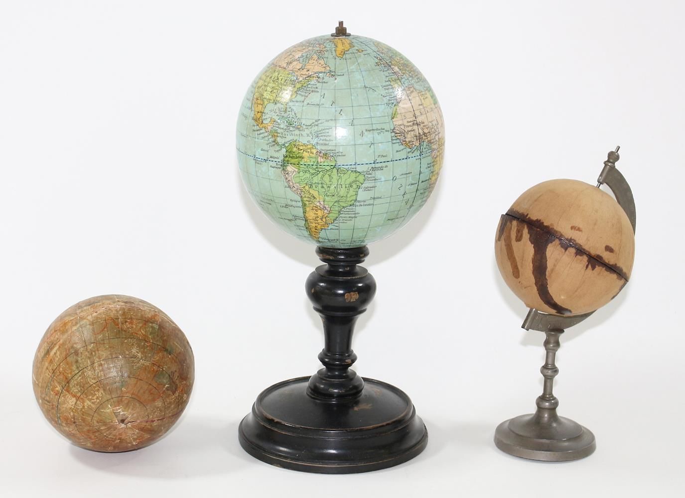 Große Abbildung Nr.2: 121-1308 Sammlung: (Verschiedene Länder - Geschichte, Atlanten, Globen)