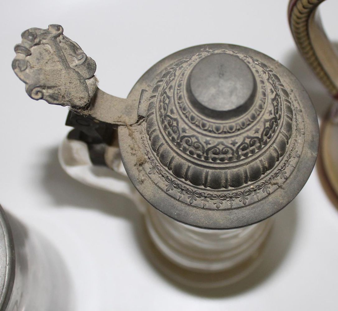 Große Abbildung Nr.6: 121-1435 5 Bierkrüge Jugendstil: (Varia, Krüge)