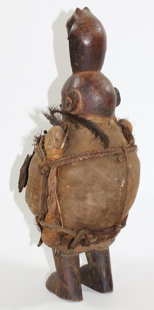 Große Abbildung Nr.3: 121-1494 Fetischfigur D.R.Kongo: (Afrika, Sammlung Wolfgang Glöckler)