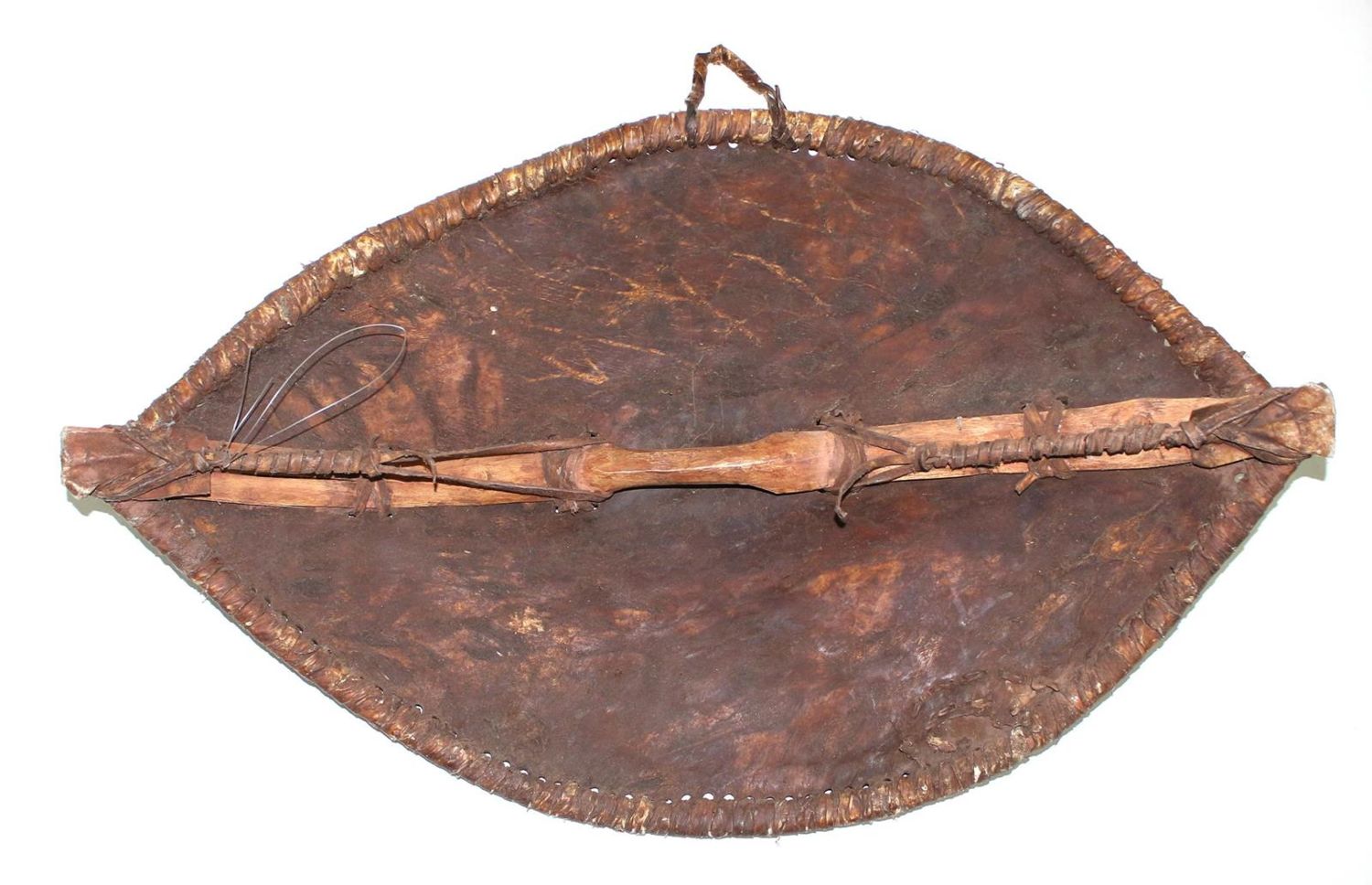 Große Abbildung Nr.2: 121-1535 Schild der Massai: (Afrika, Sammlung Nerlich München)