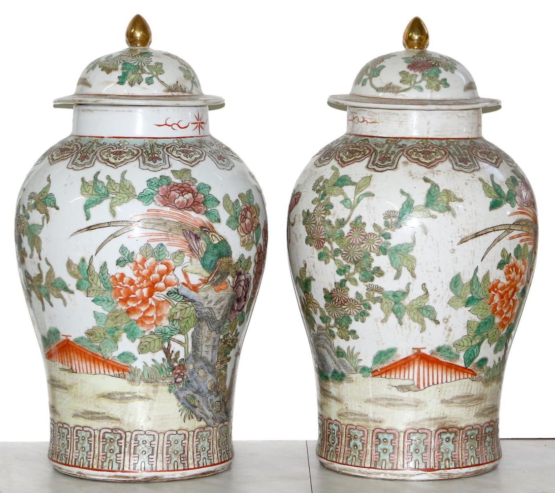 Große Abbildung Nr.2: 121-1558 China Paar Deckelvasen: (Asiatika)