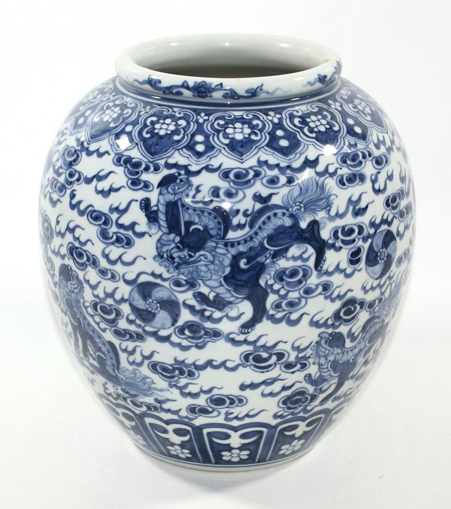 Große Abbildung Nr.1: 121-1561 China Vase mit Fo-Hunden.: (Asiatika)